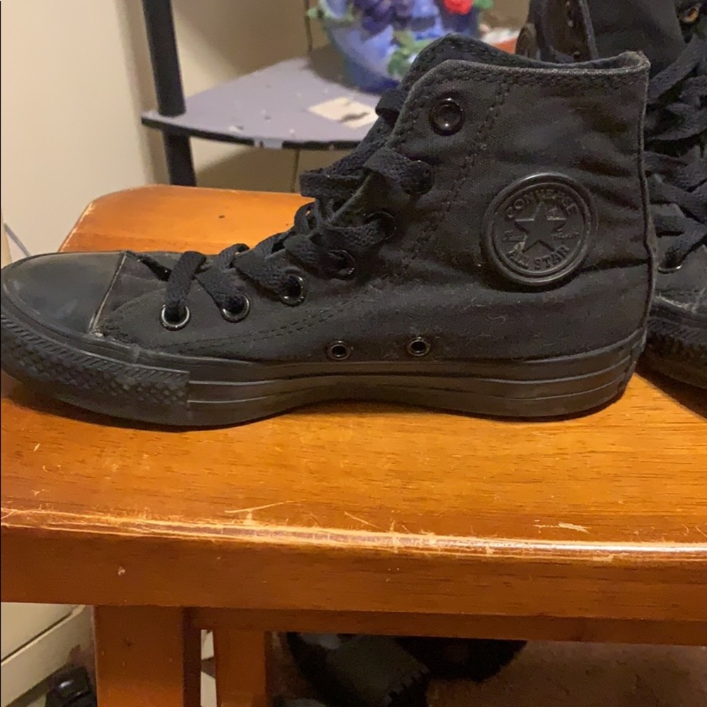 Black monochrome converse
